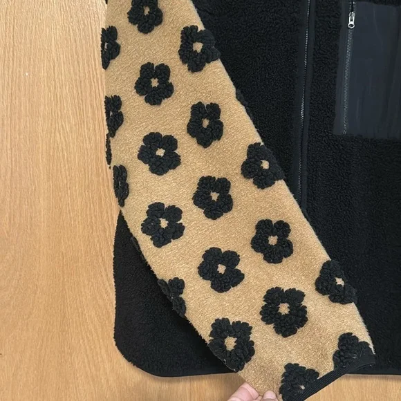 Sundae School Fleece - Picture 2 of 4